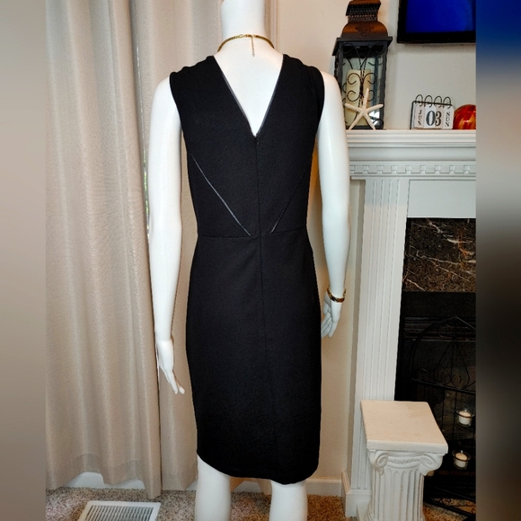 TART COLLECTIONS V-NECK MIDI DRESS WITH PU LEATHER TRIM, BLACK 2X - Picture 4 of 8